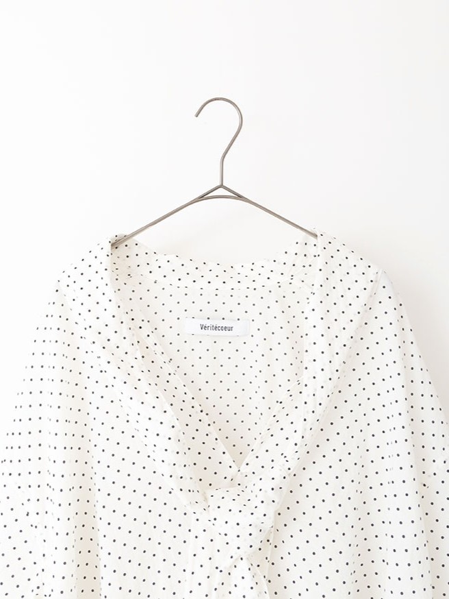 Dot Tie Collar Blouse