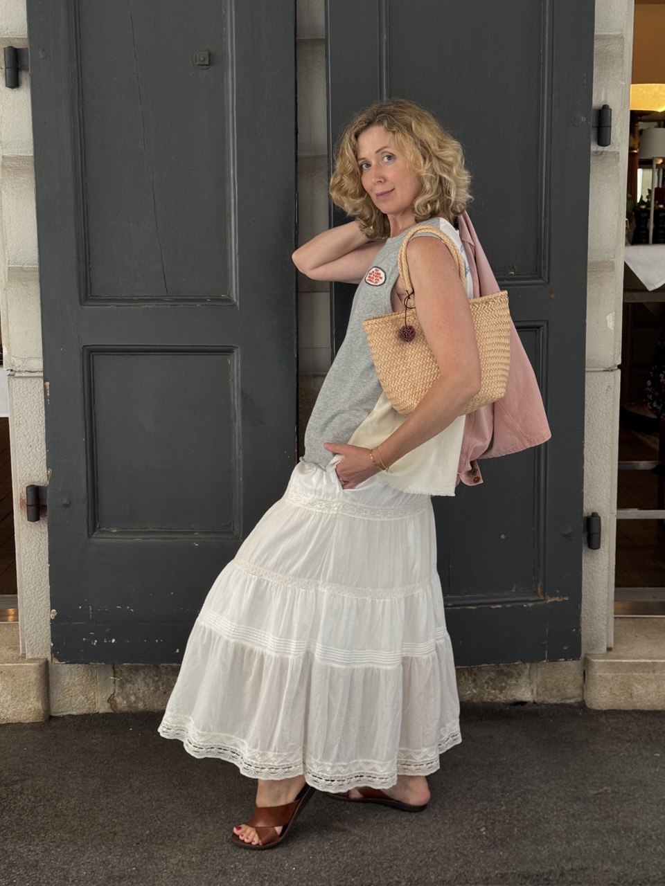 GTH Lace Vintage Loan Skirt