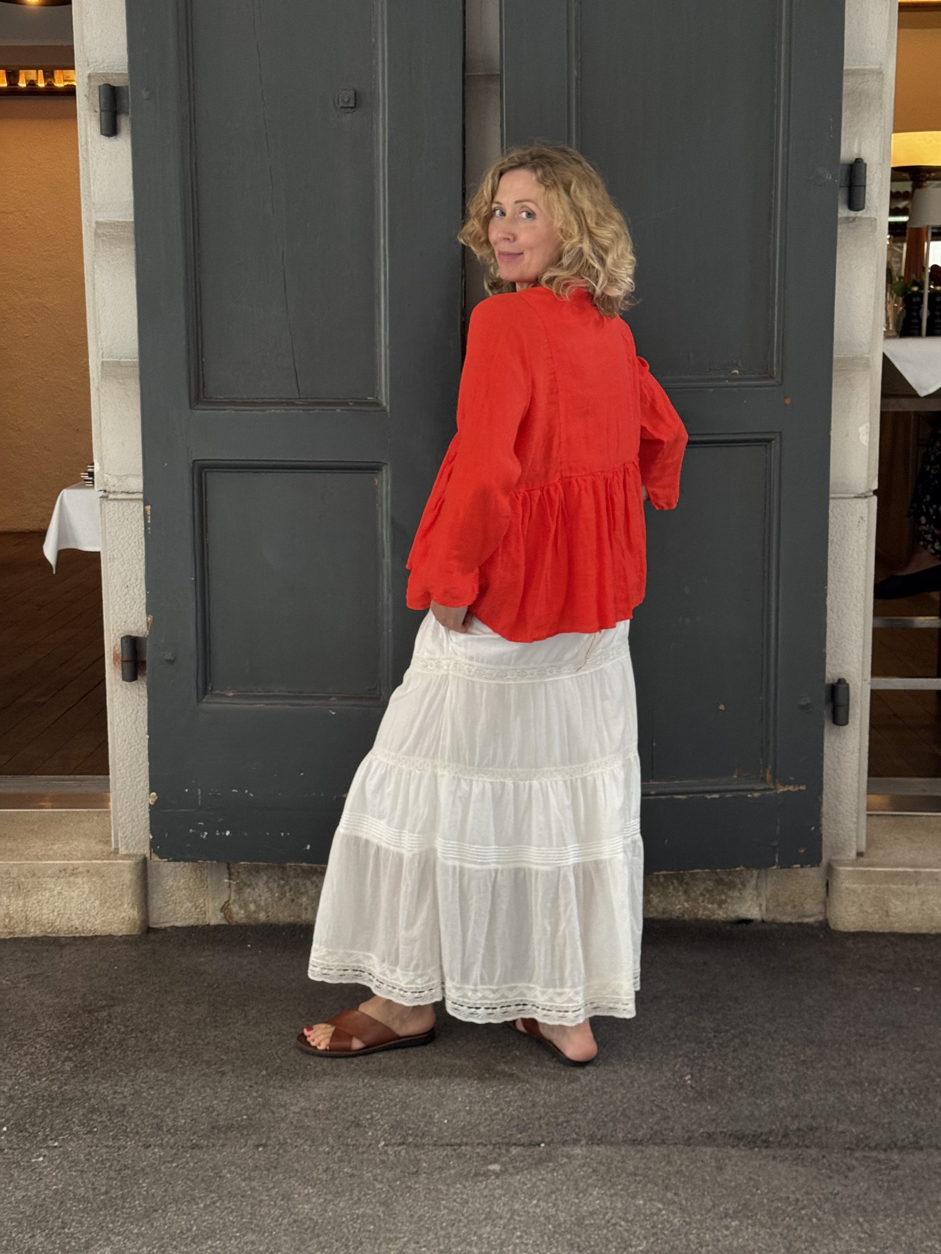 GTH Lace Vintage Loan Skirt